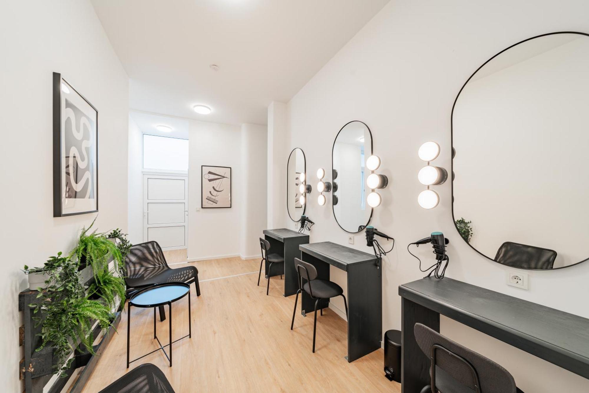Chic Central City Rooms By Home2 Viena Exterior foto